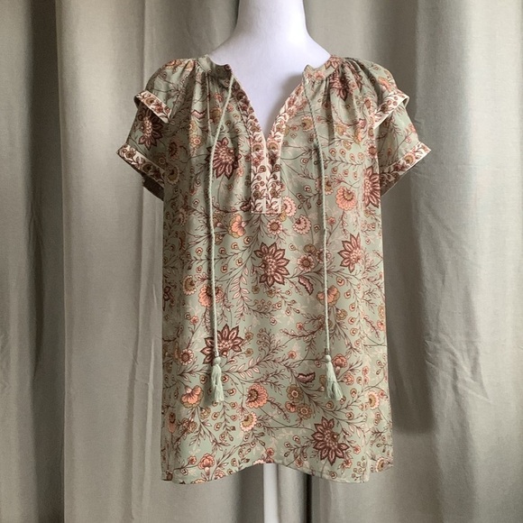 NWT - DR2 Shortsleeved Floral Top Size Small - Picture 8 of 16